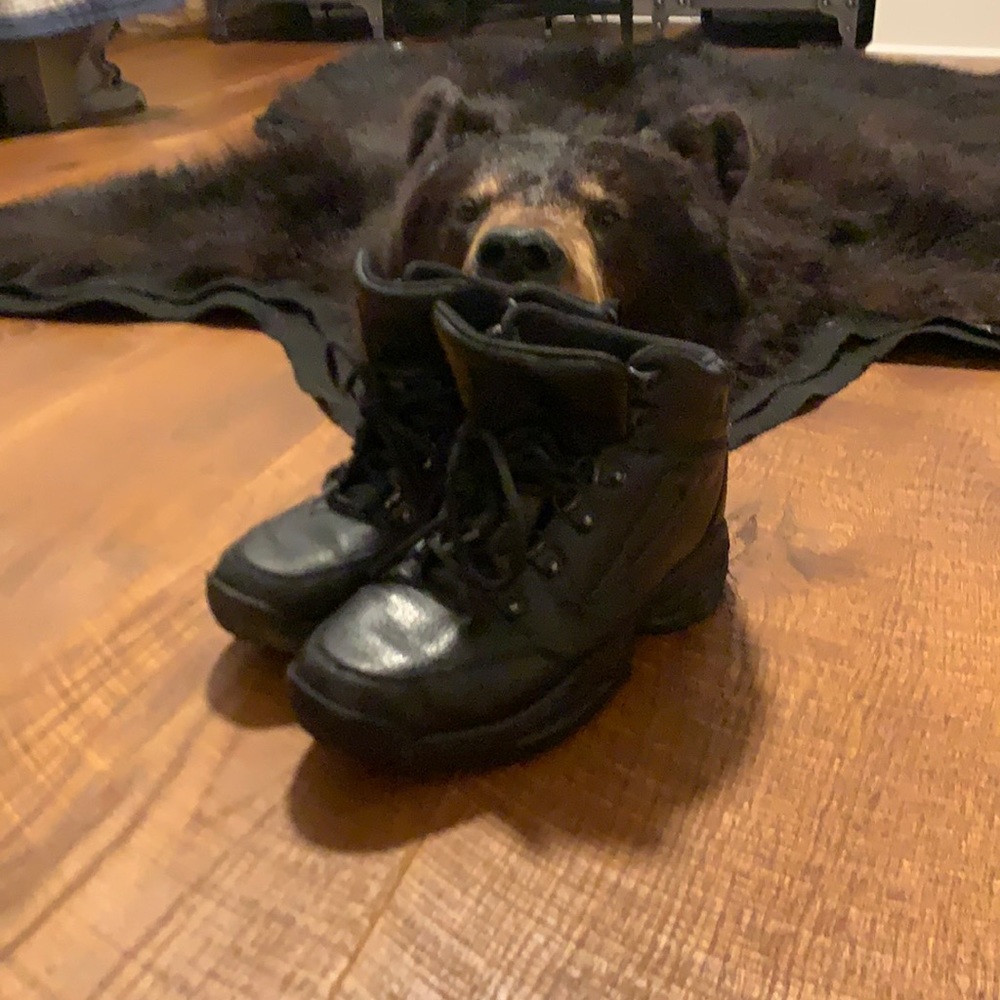Black fila boots